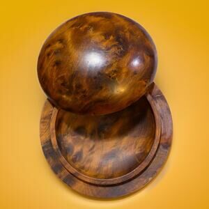 Vintage Beautiful Moroccan Round Burled Thuya Wood Covered Box Handmade 4.25" D